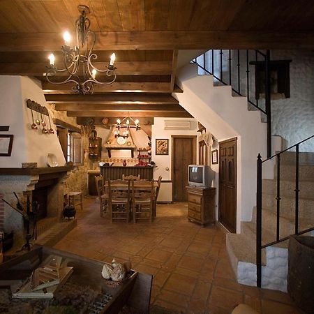 Casa Rural Margarita I มอนตันเชซ ภายนอก รูปภาพ